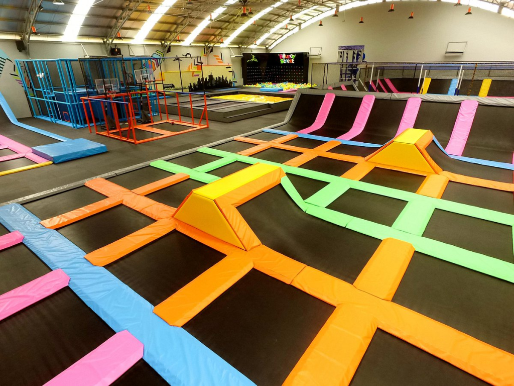 7 Indoor Trampoline Park Terbaik Jakarta 2026