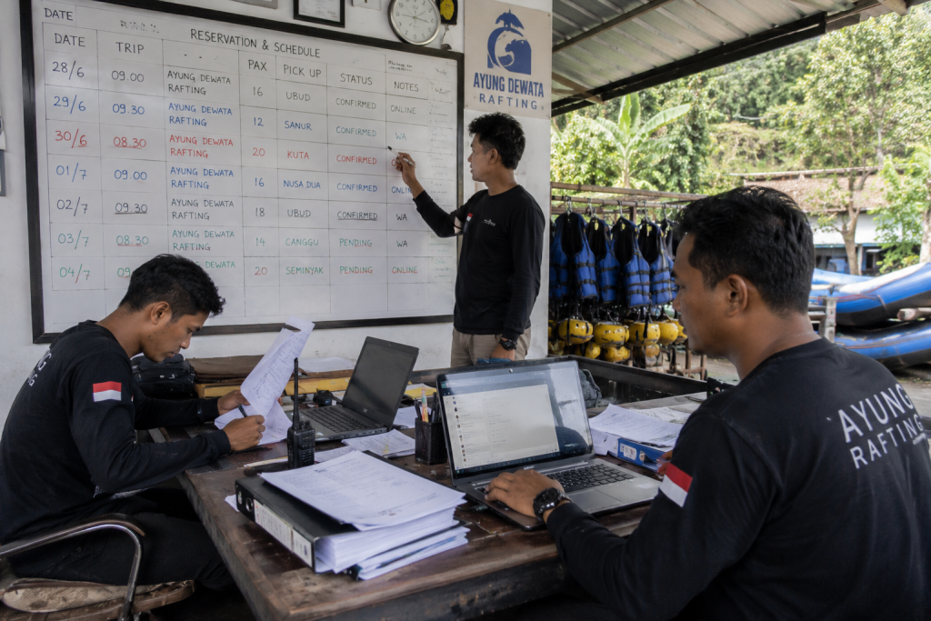 Rafting Keluarga Cisadane 2026 Rp250rb, Book Sebelum Slot Weekend Habis